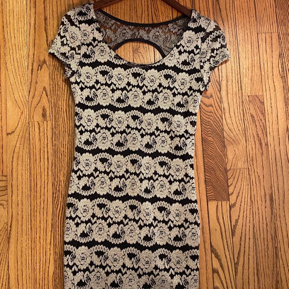 Windsor gold lace dress